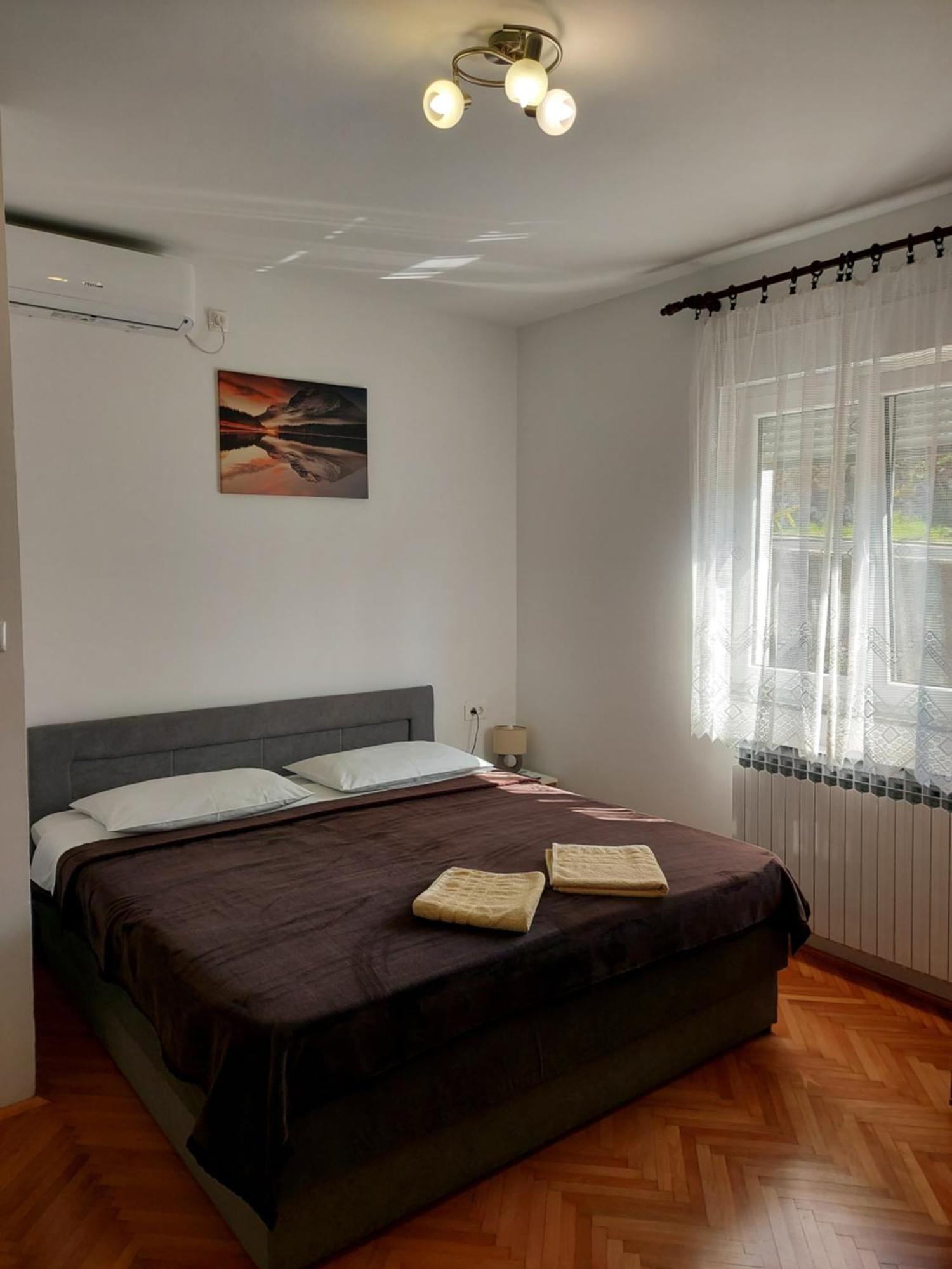 Elena Rooms Pasjak Exterior photo