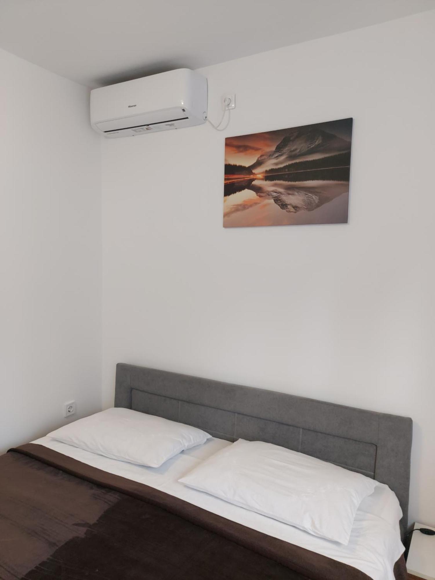 Elena Rooms Pasjak Exterior photo